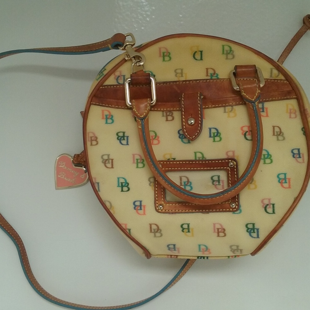 Dooney & Bourke coated circle bag signature